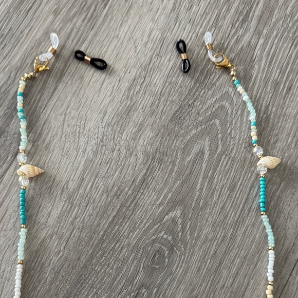 Eyeglass Sunglass Beaded Coastal Beach Seashell Glasses Chain - Picture 3 of 11